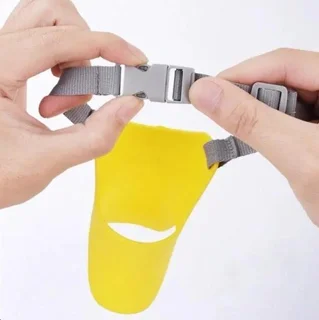 پوزه بند سیلیکونی سگ مدل اردکی سایز L