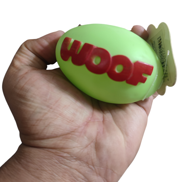 اسباب بازی توپ تخم مرغی سوتکدار مدل woof مخصوص سگ